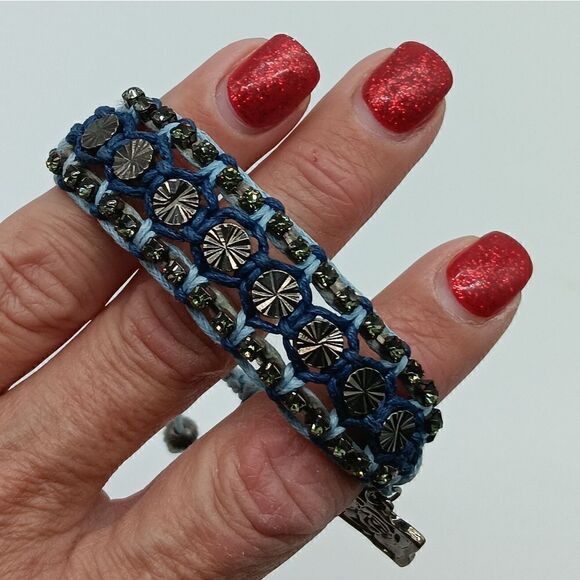 ROSE GONZALES Blue Wide Macreme String Bracelet w/Black Crystals & Silver Discs - Picture 6 of 7